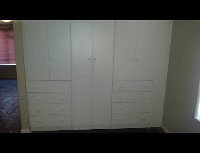 1 bed property to rent in LANGERUG